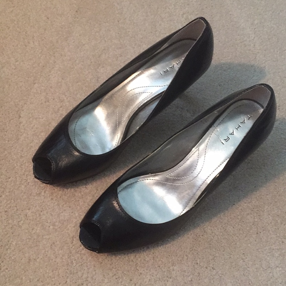 Tahari heels